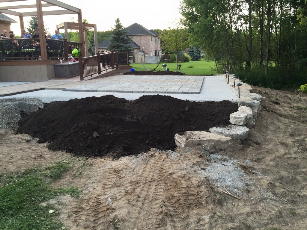 Rock Retaining Wall CLC Landscaping In Orillia Muskoka Barrie Simcoe   11212112 823987240983159 7678368549097215178 O 1 